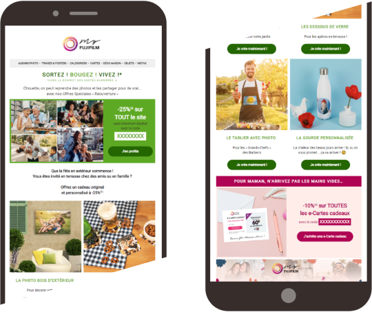 Zwei Smartphone-Screens, die eine Fujifilm-Werbung anzeigen, mit verschiedenen Angeboten und Rabattaktionen für personalisierte Fotoprodukte.